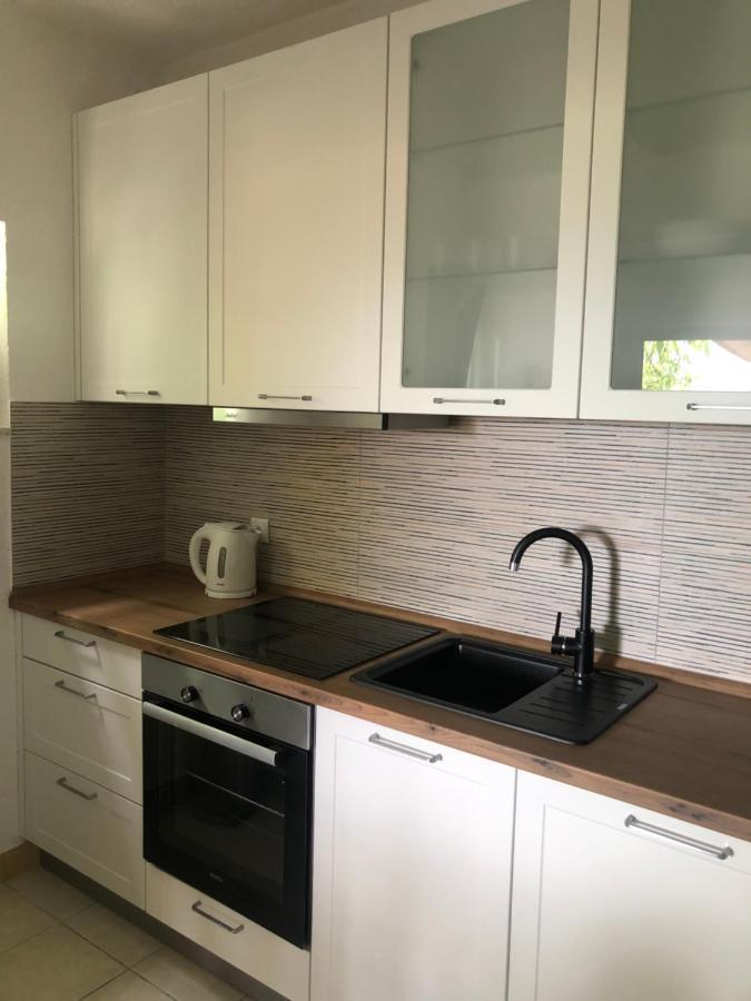 Apartman Ana Vrlika Eksteriør billede