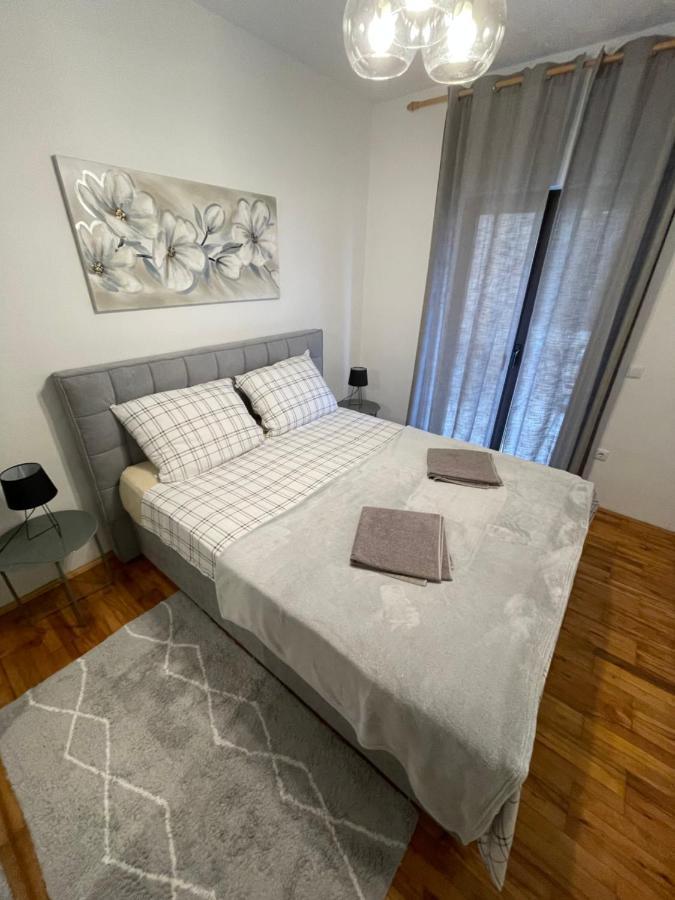 Apartman Ana Vrlika Eksteriør billede
